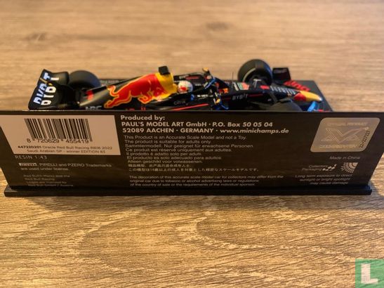 Red Bull Racing RB18 - Bild 3