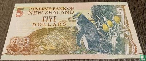 New Zealand 5 Dollars - Image 2