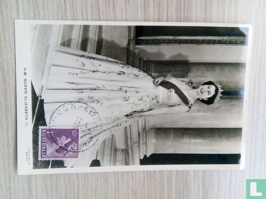 HM Queen Elizabeth II - postcard queen in yellow tulle evening dress - Image 1