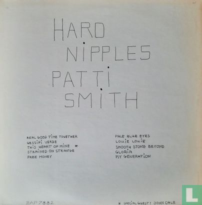 Hard Nipples - Bild 1