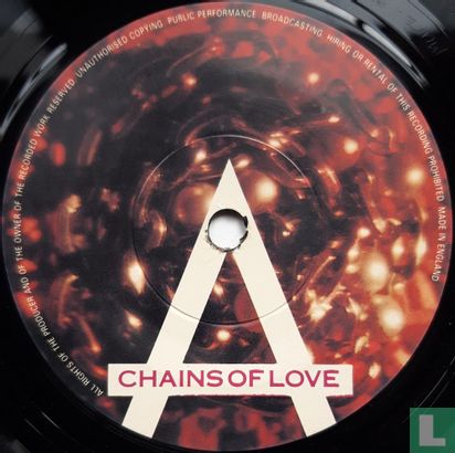 Chains of Love - Afbeelding 3
