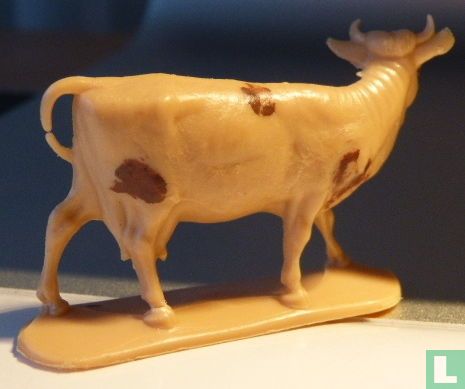 Cow (light brown) - Image 2