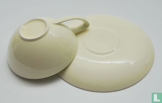Cup and saucer - Ans - Petrus Regout - Image 2