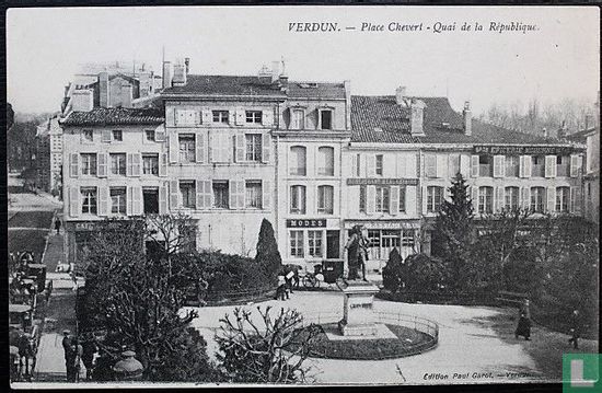 Place Chevert et quai de la République