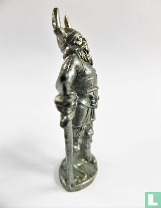 Viking avec épée et bouclier (fer) - Image 3
