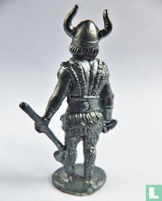 Viking with ax (iron) - Image 2