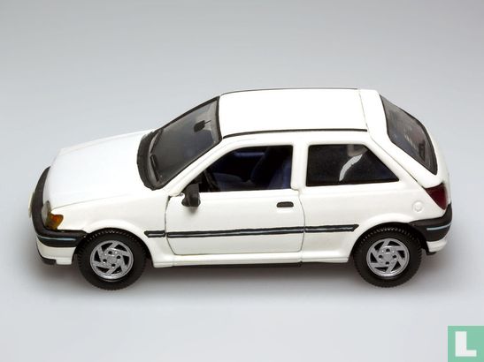 Ford Fiesta - Image 3