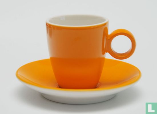 Cup and saucer - Ocher - Maastricht Porcelain - Image 1