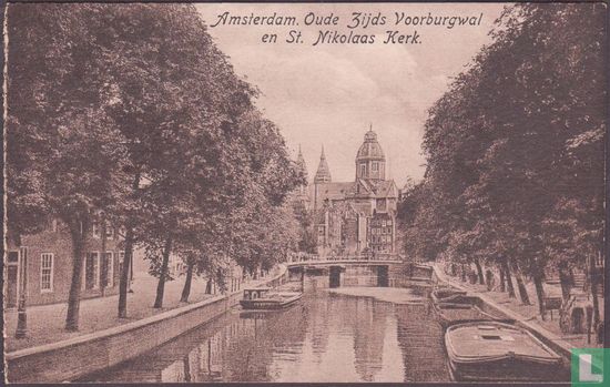 Oude Zijds Voorburgwal en St. Nicolaas  Kerk.