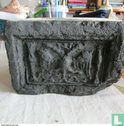 16th Century Decorated Fireplace Brick GRIFFIN - Afbeelding 1