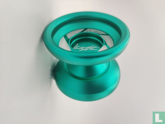 Shutter - Mint Green - Image 1
