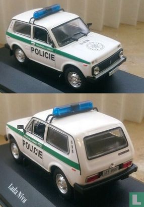 Lada Niva 'POLICIE' - Image 2