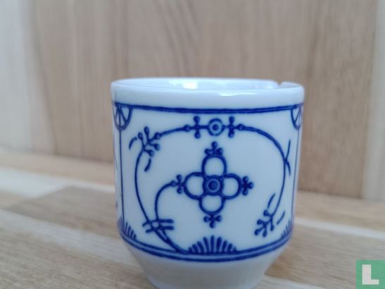 Blue saks egg cup - Image 1