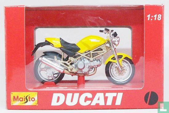 Ducati Monster 900 - Image 3