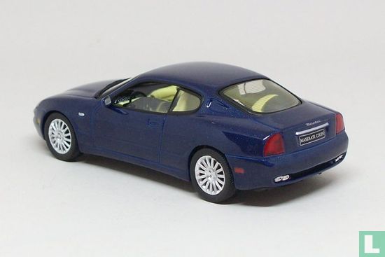 Maserati Coupe - Image 2