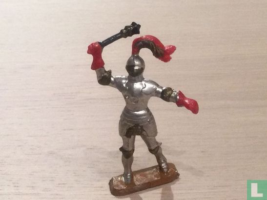 Knight with mace - Image 1