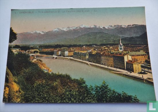 Grenoble - vue générale et la chaîne des Alpes - Image 1