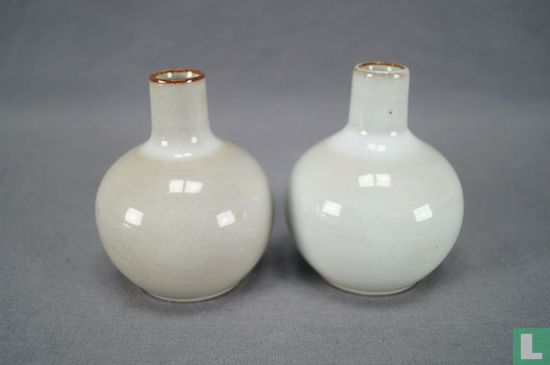 Vase 511 - gray - Image 1