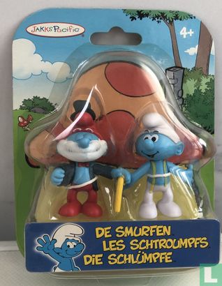 Papa Smurf and Tailor Smurf - Image 1