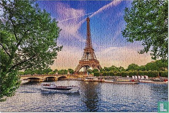 Eiffel Tower at the Seine, France - Bild 3