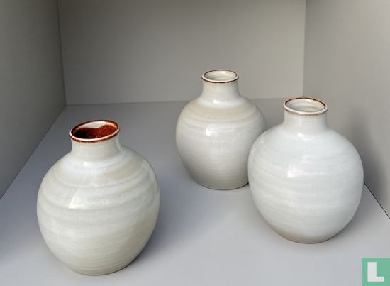 Vase 53 - gray - Image 3