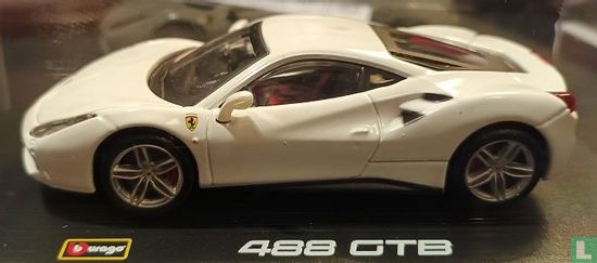 Ferrari 488 GTB - Afbeelding 1