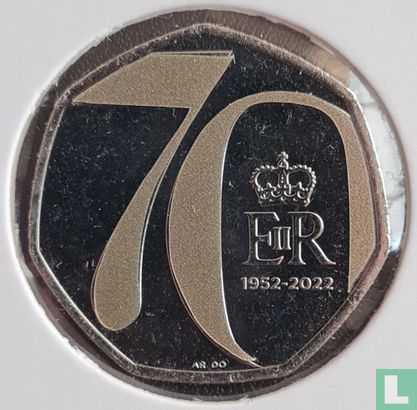 United Kingdom 50 pence 2022 (coloured - Union Jack) "70th anniversary Accession of Queen Elizabeth II - Portrait" - Image 2