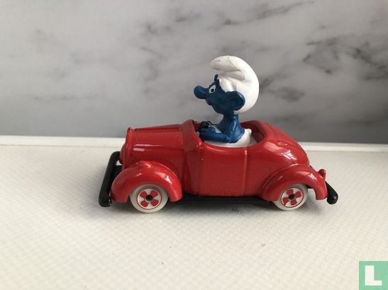 Smurf in car - Image 1