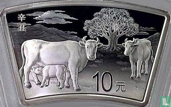 China 10 yuan 2021 (PROOF - type 1) "Year of the Ox" - Afbeelding 2