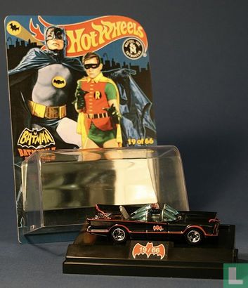 1966 Batmobile (Metaluna) - Image 2