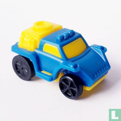 blue car - Image 1