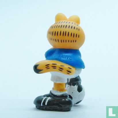 Garfield - football - Image 2