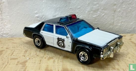 Ford LTD Police - Image 2