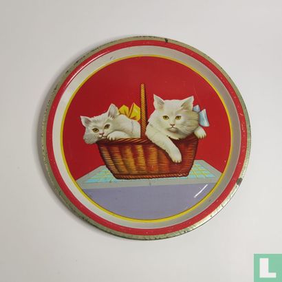 Red Cats Decorative Metal Plate - Image 1