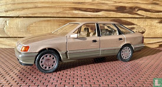 3008 Model cars / miniature cars Catalogue - LastDodo
