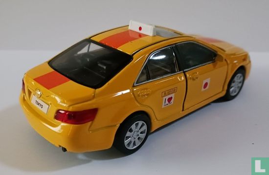 Toyota Camry 2009 - Image 3