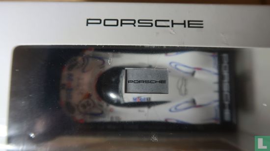 Porsche 911 GT1-98 - Image 6