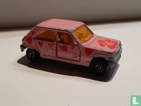 Renault 5 - Image 1