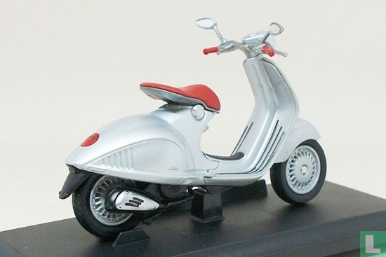 Vespa 946 - Bild 2