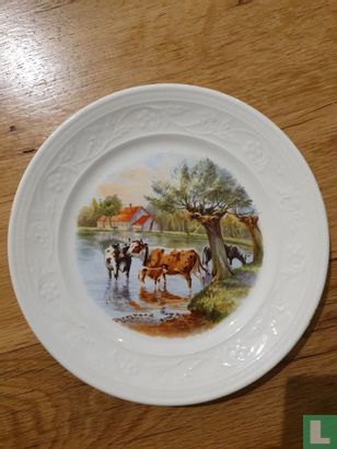 Wading cows plate - Image 1