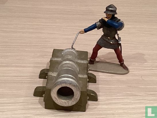 Gunner - Image 3