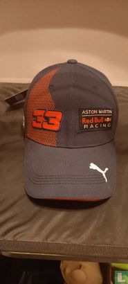 33 Aston Martin Red Bull Racing  - Image 1