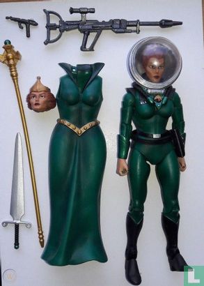 Queen Marlena / Captain Glenn - Image 2