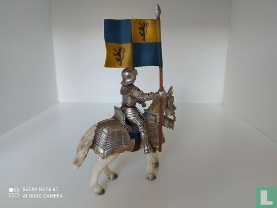Ritter auf Pferd mit standard - Bild 2