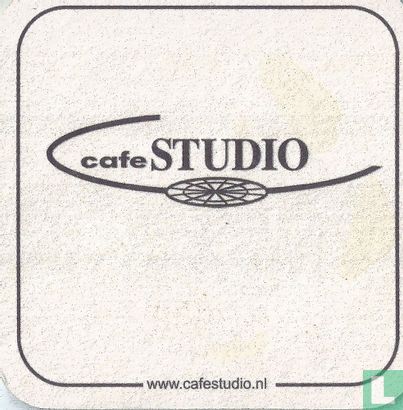 Cafe Studio - Groovy Jeans - Image 1