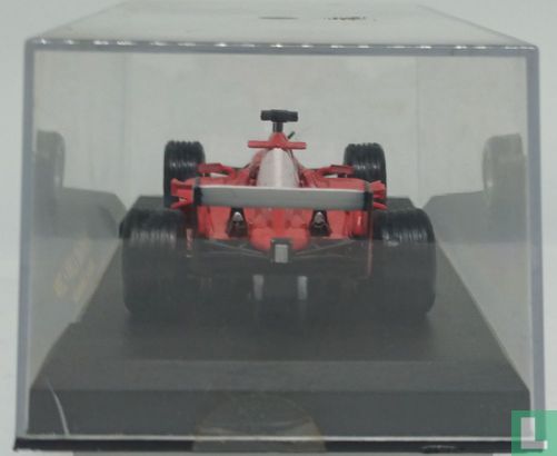 Ferrari F2004 - Afbeelding 2
