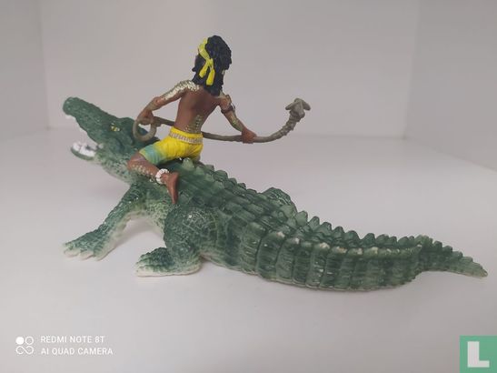 Kenjok auf Krokodil - Bild 2