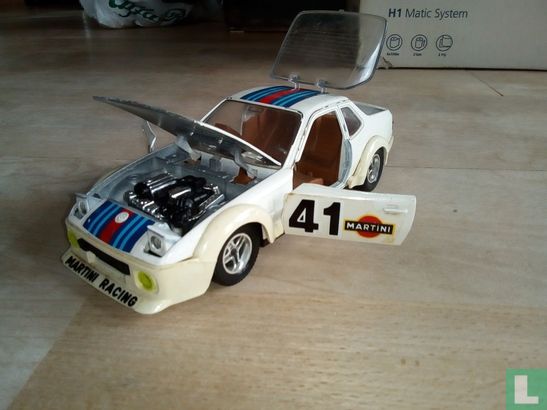 Porsche 924 - Image 2