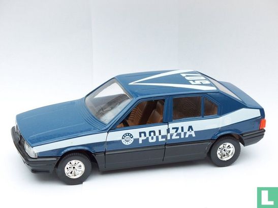 Alfa Romeo 33 Polizia  - Afbeelding 2