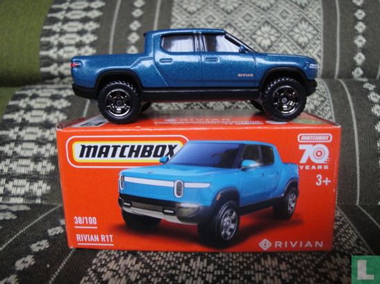 Rivian R1T - Image 1
